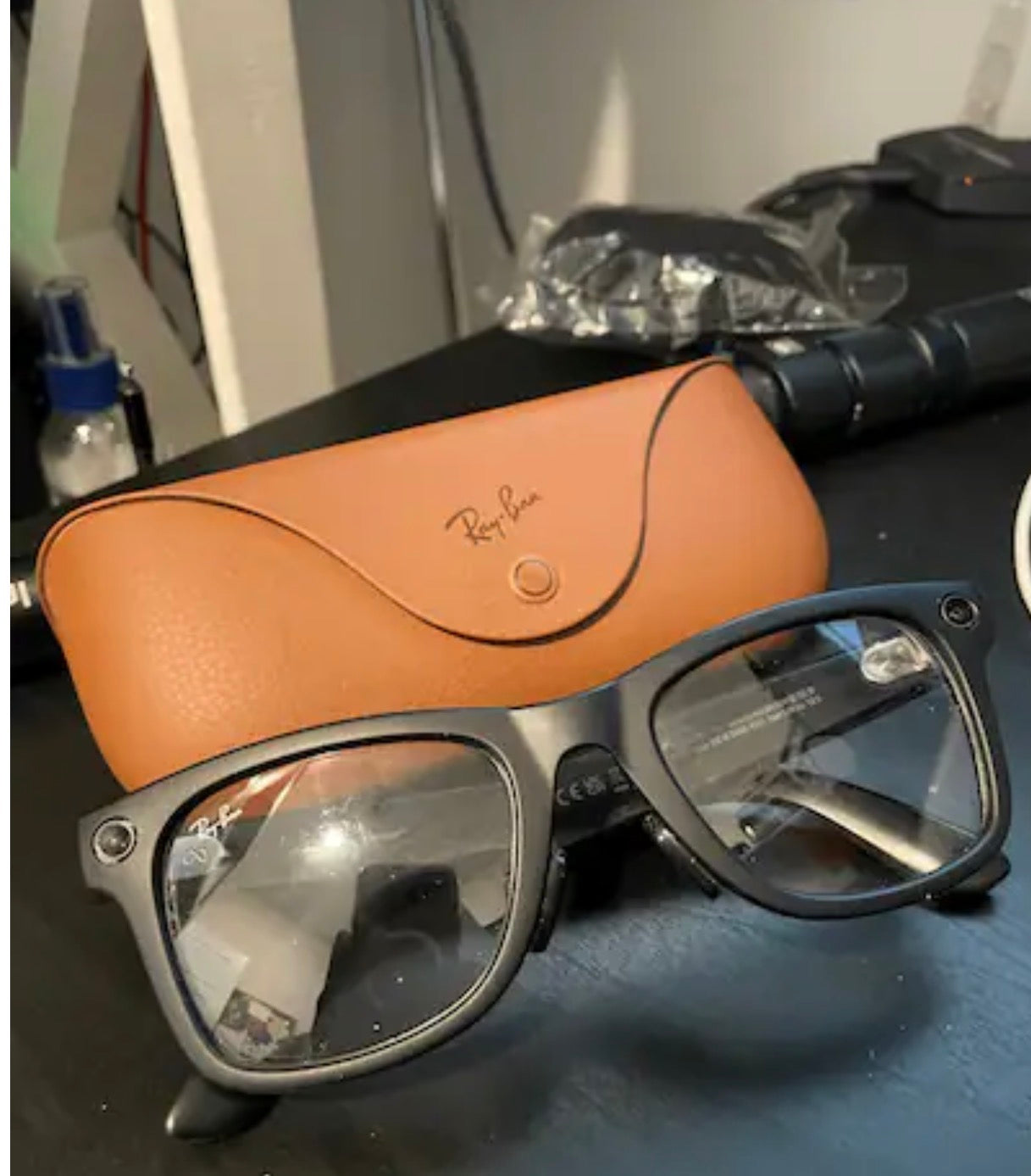 Ray-Ban Meta - Wayfarer Large glasses with Meta AI, Audio, Photo, Video Compatability - Clear Lenses - Shiny Black